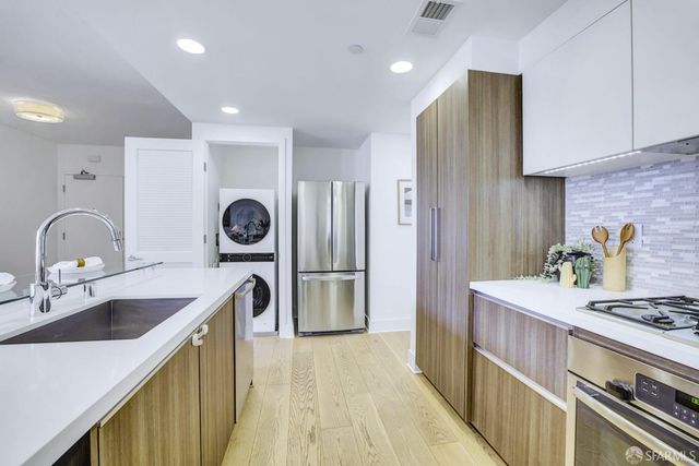 1080 Sutter Street 702, San Francisco, CA 94109