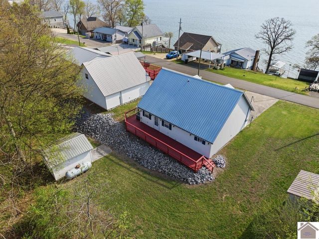 49 Lake Shore Drive, New Concord, KY 42076