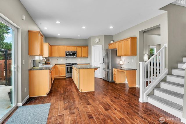 2412 84th Avenue NE, Lake Stevens, WA 98258