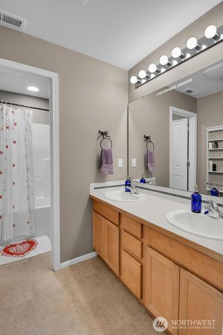 2412 84th Avenue NE, Lake Stevens, WA 98258