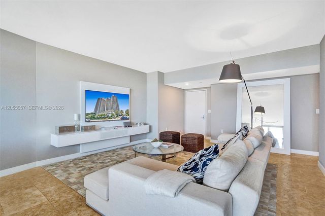 400 Alton Rd 1011, Miami Beach, FL 33139