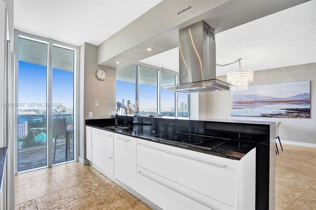 400 Alton Rd 1011, Miami Beach, FL 33139