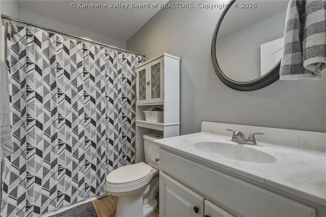 72 James Circle, Culloden, WV 25510