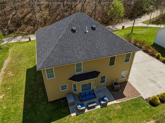 72 James Circle, Culloden, WV 25510