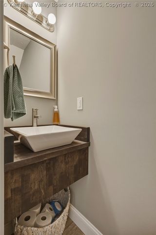 72 James Circle, Culloden, WV 25510