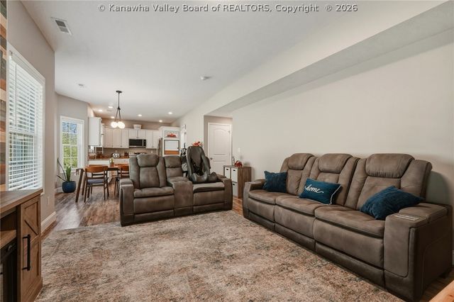 72 James Circle, Culloden, WV 25510