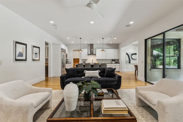 661 Harter Road, Dallas, TX 75218