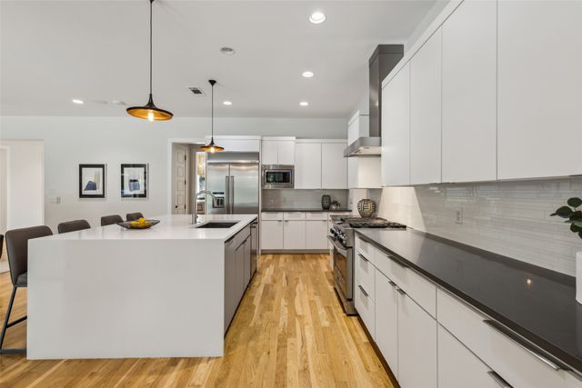 661 Harter Road, Dallas, TX 75218