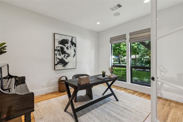 661 Harter Road, Dallas, TX 75218