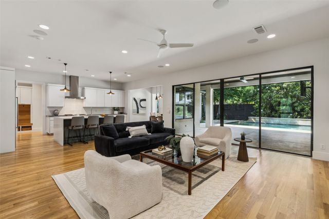 661 Harter Road, Dallas, TX 75218