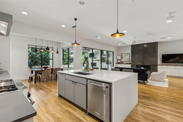 661 Harter Road, Dallas, TX 75218