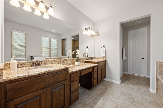 2512 Thunder Horse, Leander, TX 78641