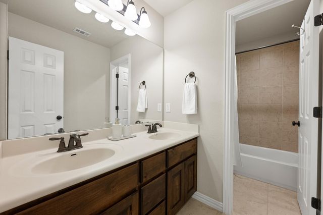 2512 Thunder Horse, Leander, TX 78641