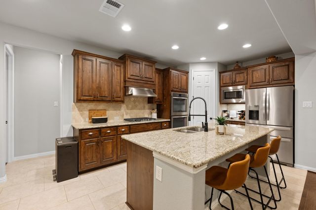 2512 Thunder Horse, Leander, TX 78641