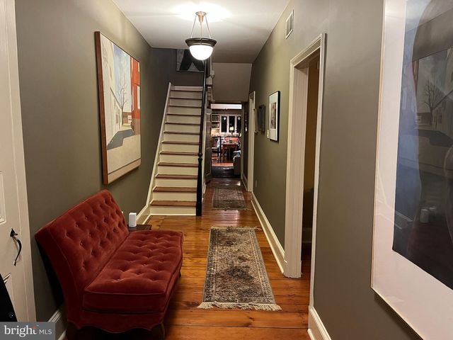109 S COURT ST, Newtown, PA 18940