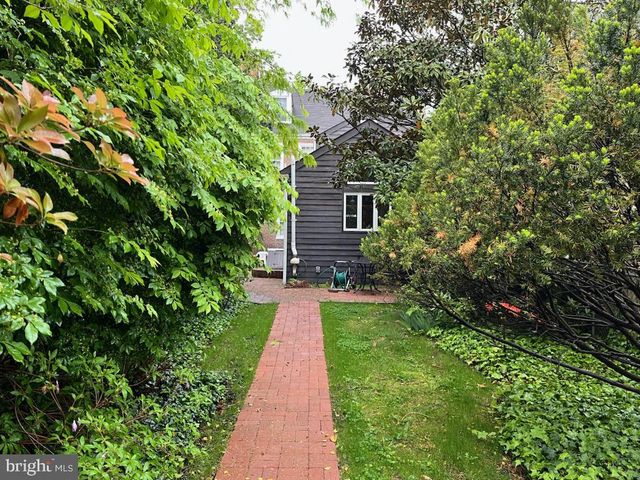 109 S COURT ST, Newtown, PA 18940