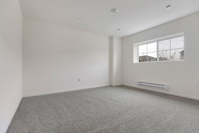 2016 Yellowstone Boulevard, Mundelein, IL 60060