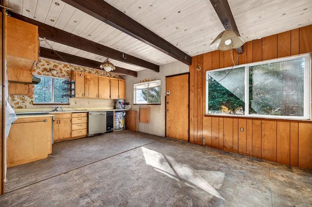 26151 Buckhorn Ridge Rd, Pioneer, CA 95666