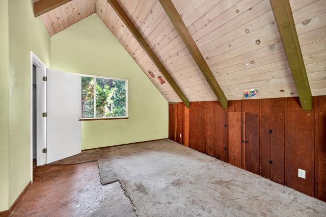 26151 Buckhorn Ridge Rd, Pioneer, CA 95666