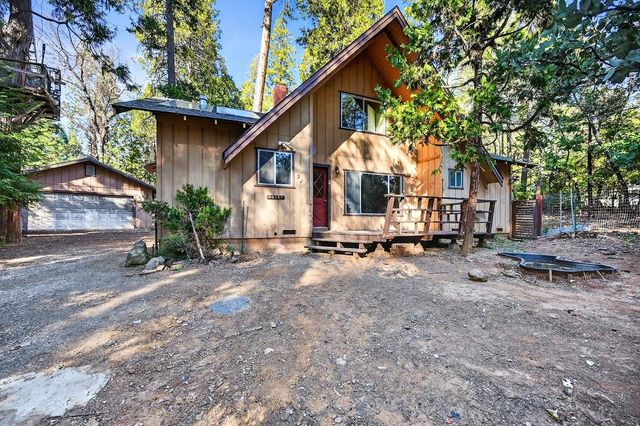 26151 Buckhorn Ridge Rd, Pioneer, CA 95666