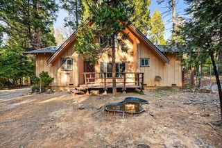 26151 Buckhorn Ridge Rd, Pioneer, CA 95666