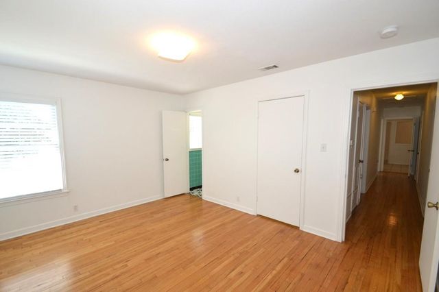 1211 Ridgemont DR, Austin, TX 78723