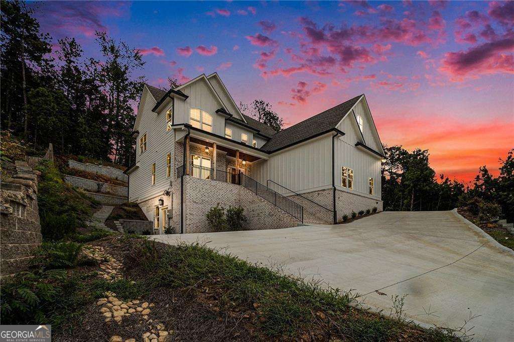 52 Lake Overlook Drive, White, GA 30184