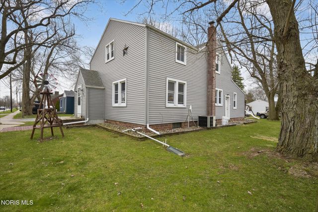 613 W Jackson Street, West Unity, OH 43570