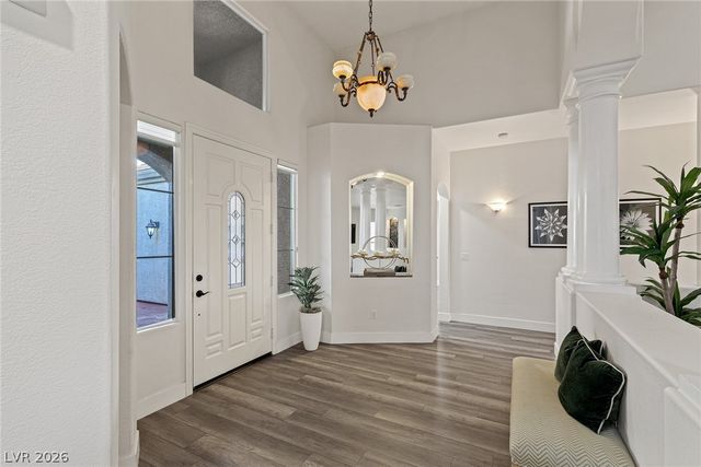 9421 Queen Charlotte Drive, Las Vegas, NV 89145