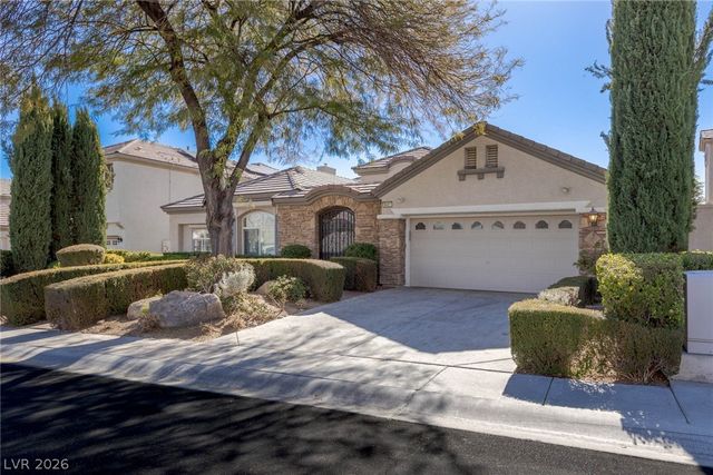 9421 Queen Charlotte Drive, Las Vegas, NV 89145