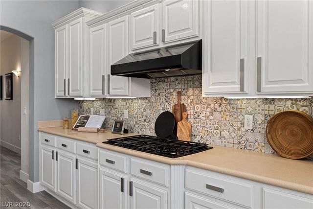 9421 Queen Charlotte Drive, Las Vegas, NV 89145