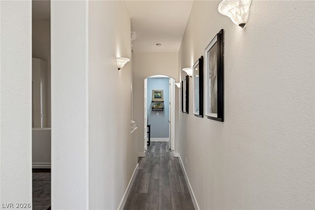 9421 Queen Charlotte Drive, Las Vegas, NV 89145