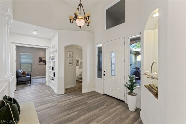 9421 Queen Charlotte Drive, Las Vegas, NV 89145