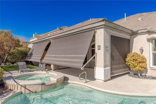 9421 Queen Charlotte Drive, Las Vegas, NV 89145
