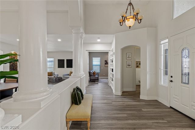 9421 Queen Charlotte Drive, Las Vegas, NV 89145