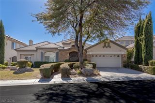 9421 Queen Charlotte Drive, Las Vegas, NV 89145