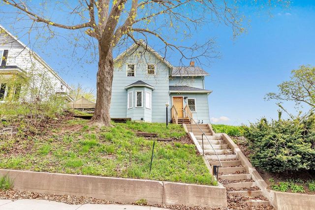 206 W 4TH STREET, Kaukauna, WI 54130