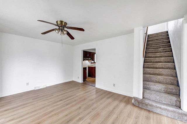 206 W 4TH STREET, Kaukauna, WI 54130