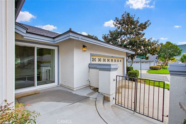 1680 Via Brisa Del Lago, San Marcos, CA 92078