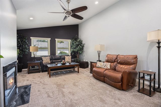 10 Fairfield Drive, Coldwater, MI 49036