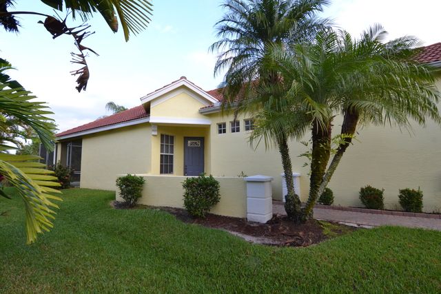 705 SW Munjack Circle, Port St. Lucie, Port St Lucie, FL 34986