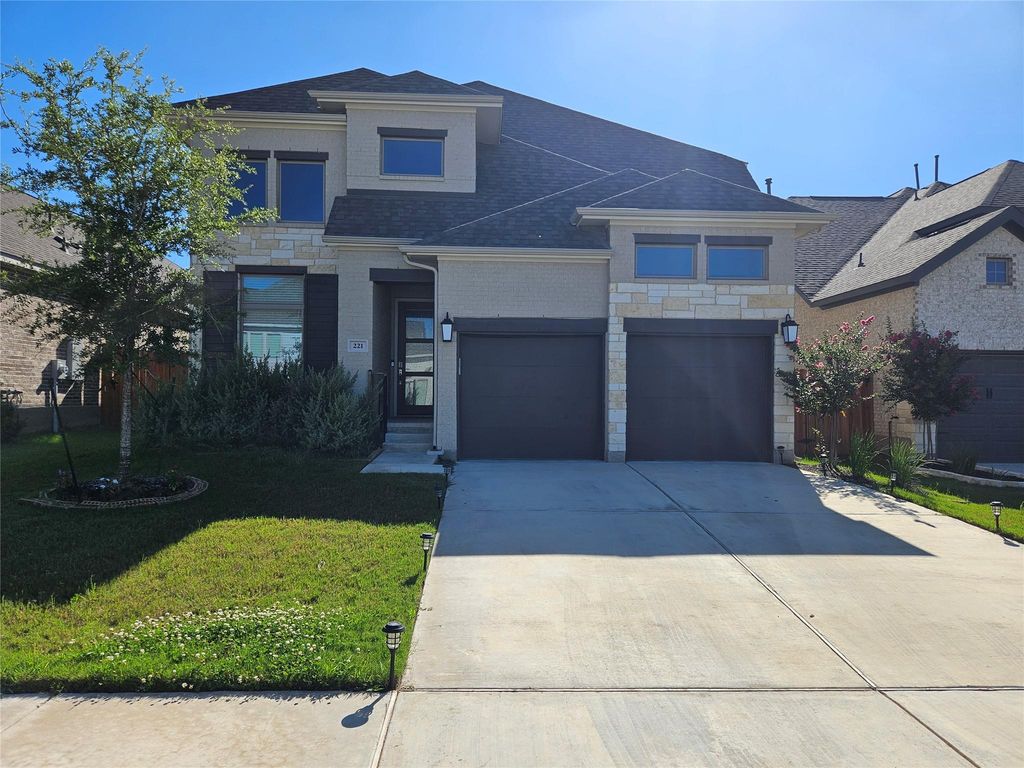 221 Bauer LOOP, Liberty Hill, TX 78642