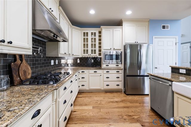 16112 Garston Ln, Midlothian, VA 23112