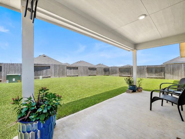 611 Spring Ashberry Court, Magnolia, TX 77354