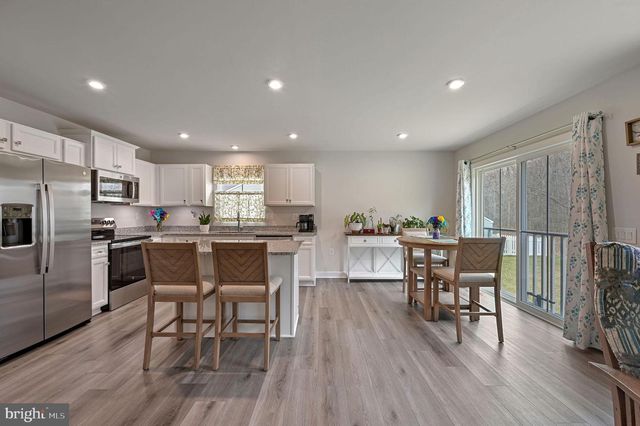 401 ALEZACH DR, Dover, DE 19901