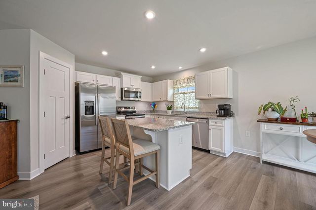 401 ALEZACH DR, Dover, DE 19901