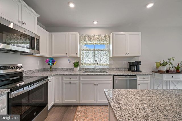 401 ALEZACH DR, Dover, DE 19901