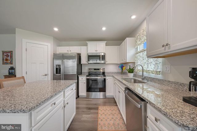 401 ALEZACH DR, Dover, DE 19901