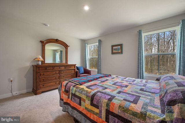 401 ALEZACH DR, Dover, DE 19901