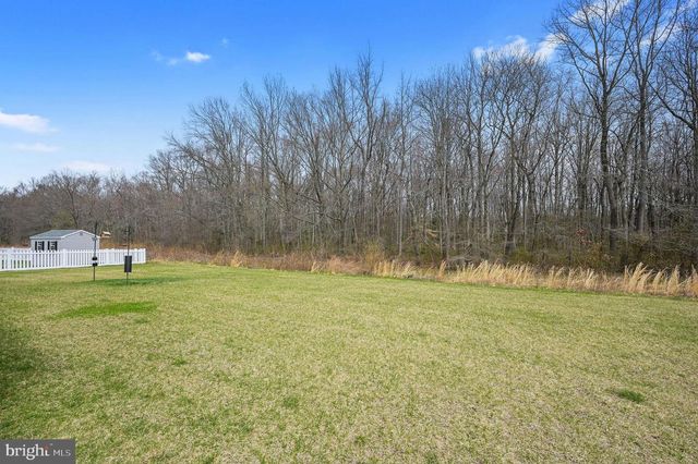 401 ALEZACH DR, Dover, DE 19901